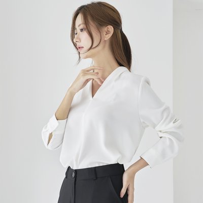 브이넥블라우스 흰블라우스 [차르르]