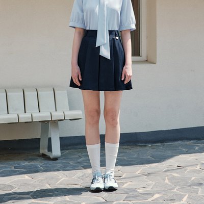 [제로스트릿] 하트 뱃지 플리츠 스커트 HEART BADGE PLEATS SKIRT / NAVY