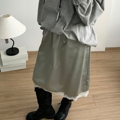 [당일발송] 로아 새틴 스커트 밴딩 미디 H라인 실키 레이스 치마 레이어드룩 웨어링무드 (2c)